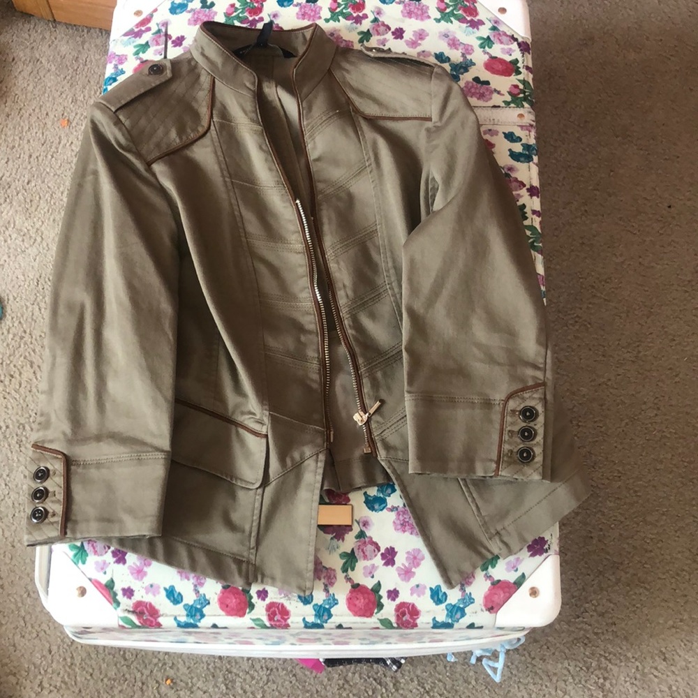 Tan work suit jacket, cute and classy